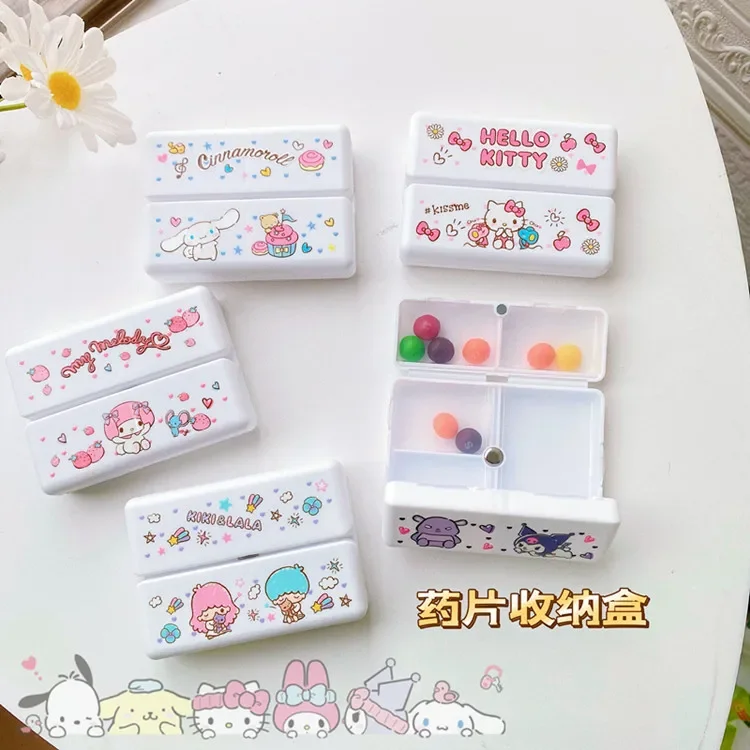 

New Sanrio Kawaii Kuromi Hello Kitty Carry-on Small Pill Box Cartoon Cinnamoroll Mini 7-grid Magnet Packaging Storage Box Gift