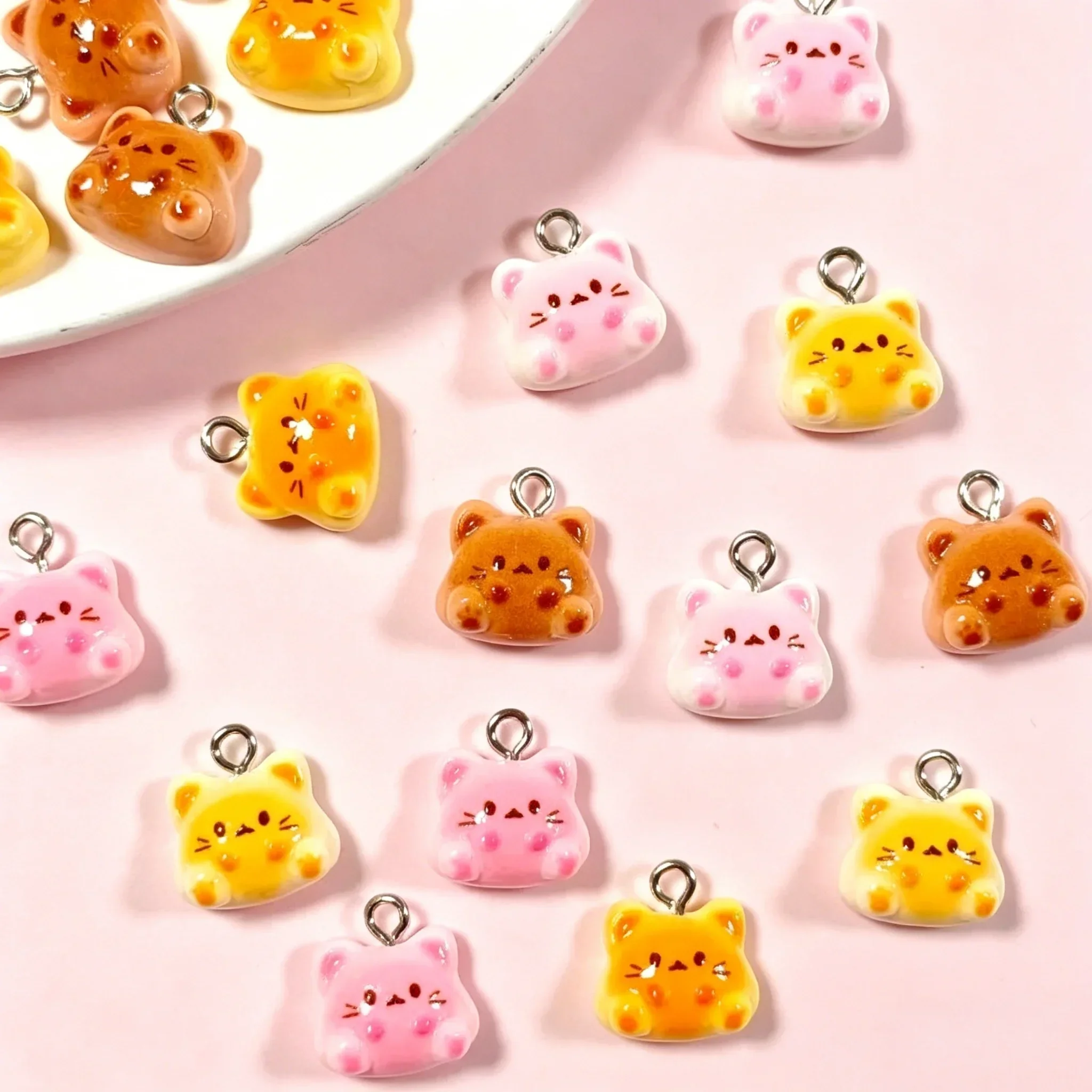 10Pcs Glossy Cute Cat Bread Resin Charms Kawaii Mini Kitten Food Pendants for Earrings & Bracelet Jewelry Making