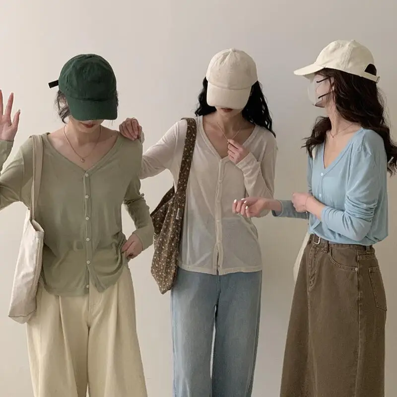 Spring Thin V-Neck …