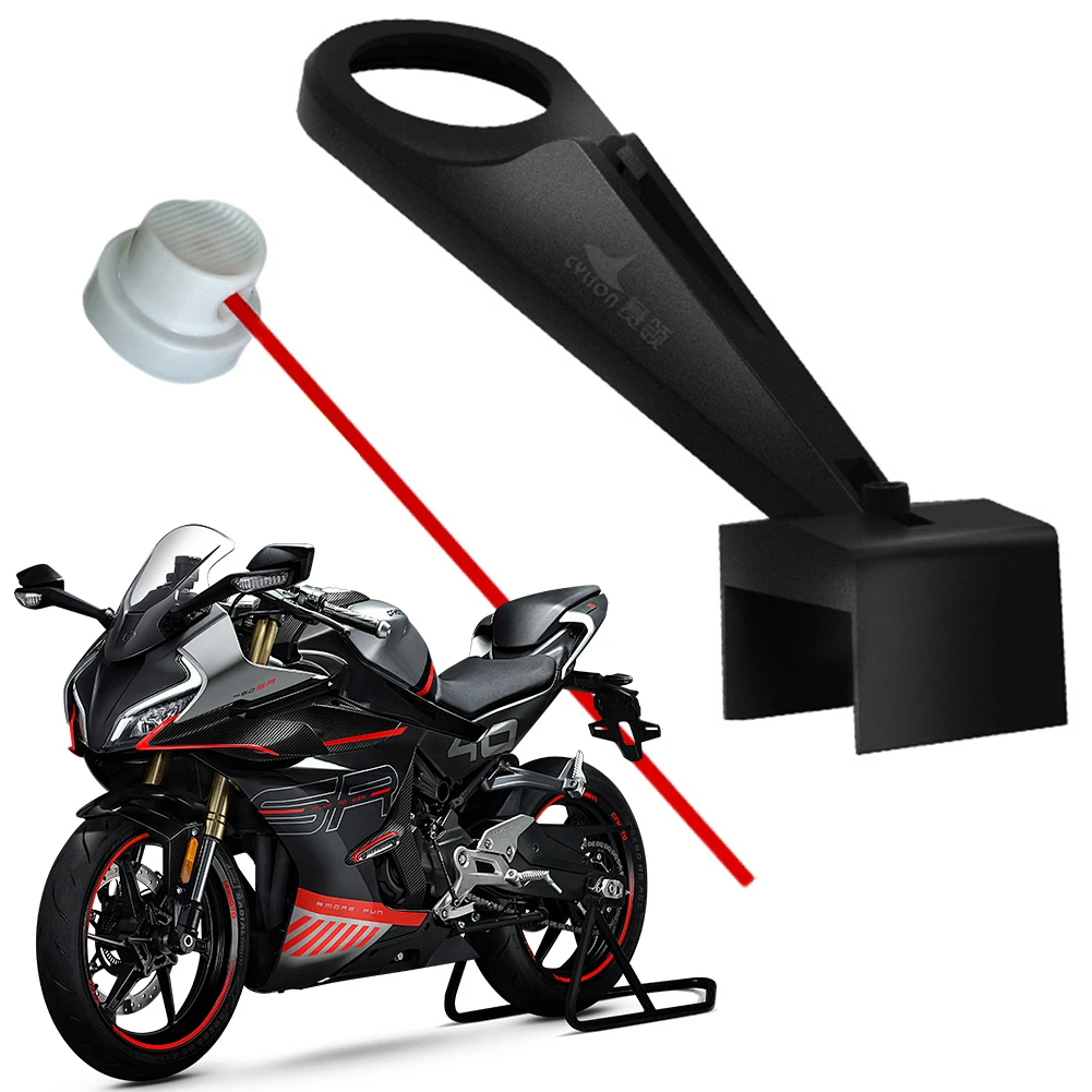 

Motorcycle Chain Cleaning Tool Splash Proof Motorcycle Chain Oiler Multi-Function Chain Oiling Diverter Tool for Motorcycle Bike