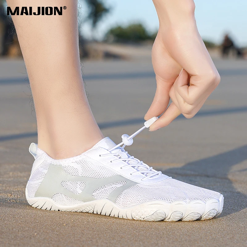 Outdoor Non-slip Wading Sneakers for Men Women Beach Walking Aqua Shoes Unisex Mesh Breathable Upstream Barefoot Water Shoes