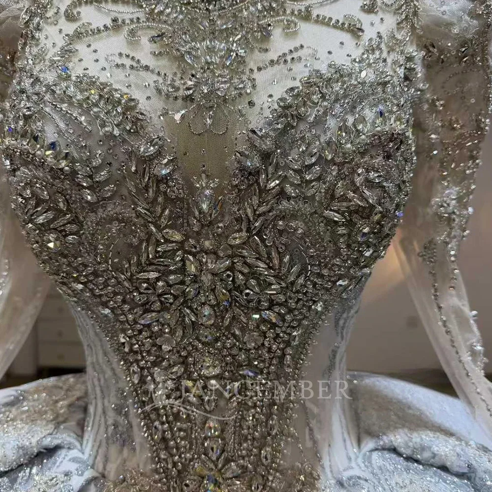 ชุดแต่งงานเจ้าหญิงสุดหรู ทรงบอลกาวน์ ผ้าออร์แกนซ่า คอทรงโอ ชุดเจ้าสาวแบบมีชายกระโปรงยาว สามารถสั่งตัดได้  ชุดแต่งงานแบบผูกเชือกด้านหลัง