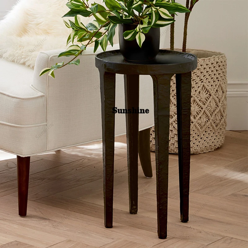 

Мебель в стиле ваби-саби: винтажный приставной столик, черный ретро-столик для угла, передвижной маленький круглый столик