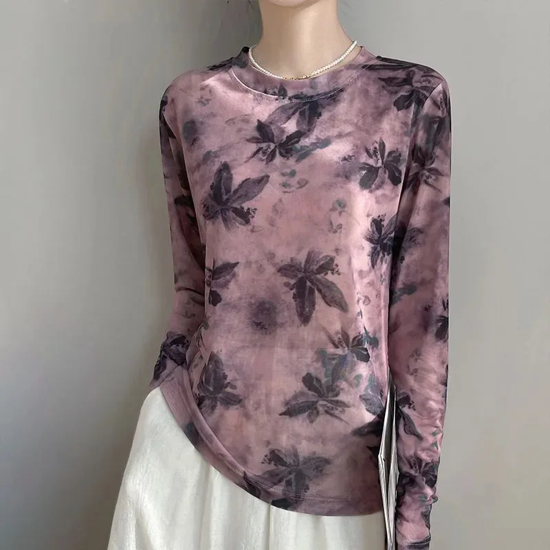 Women's Fashion Tie-Dye Floral Print Long Sleeve T-Shirt Crew Neck Irregular Hem Slim Fit Casual Top