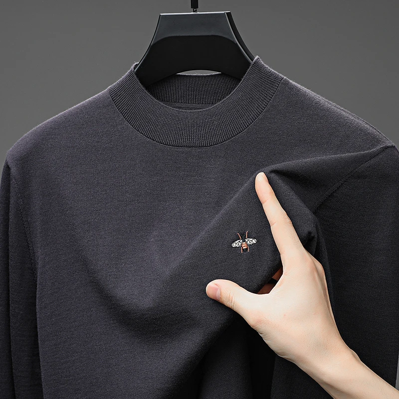 Hot Premium Brand Man Long Sleeves Knitwear 100%wool Round Neck Bee Embroidery British Style Pullover Winter Comfortable NewTops