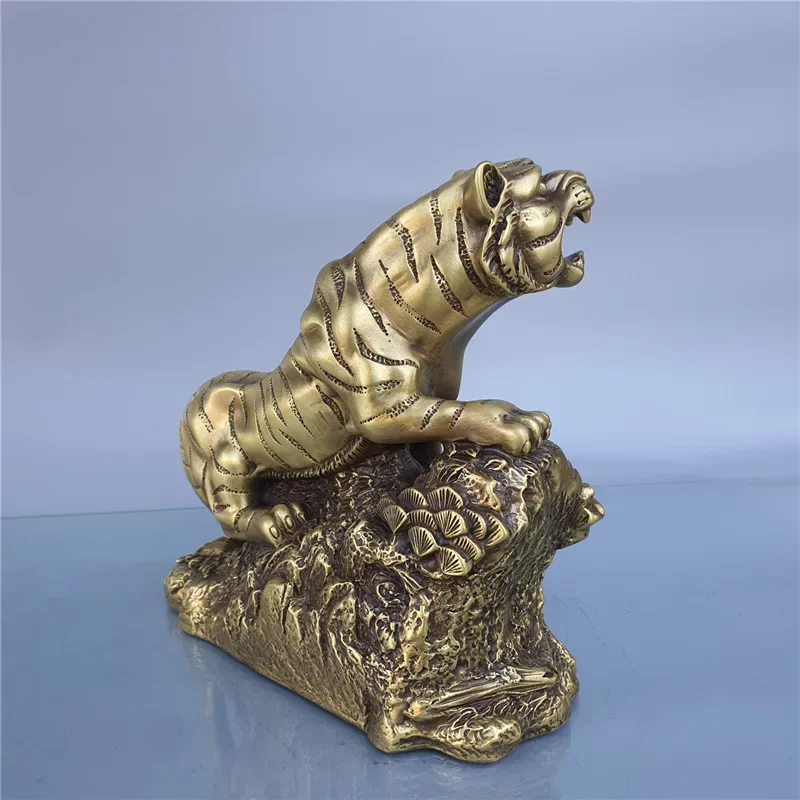 Brass tiger decorations in the year of the tiger household decorations in the living room tiger roaring mountains and rivers Zo