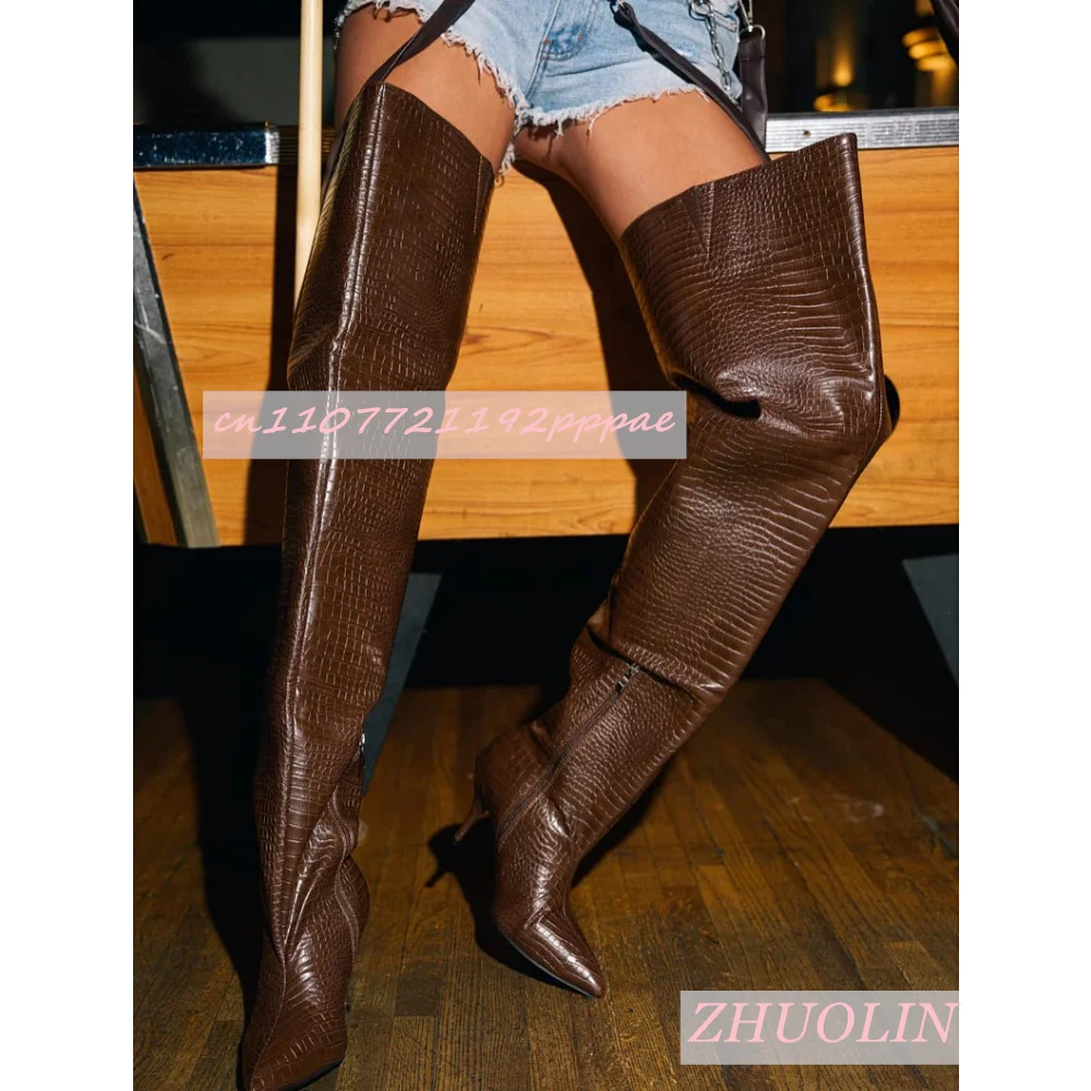 Autumn Retro Stone Pattern Over-The-Knee Boots Pointed Toe Low Heel Large Tube Boots Side Zipper Catwalk Party Luxury Long Boots