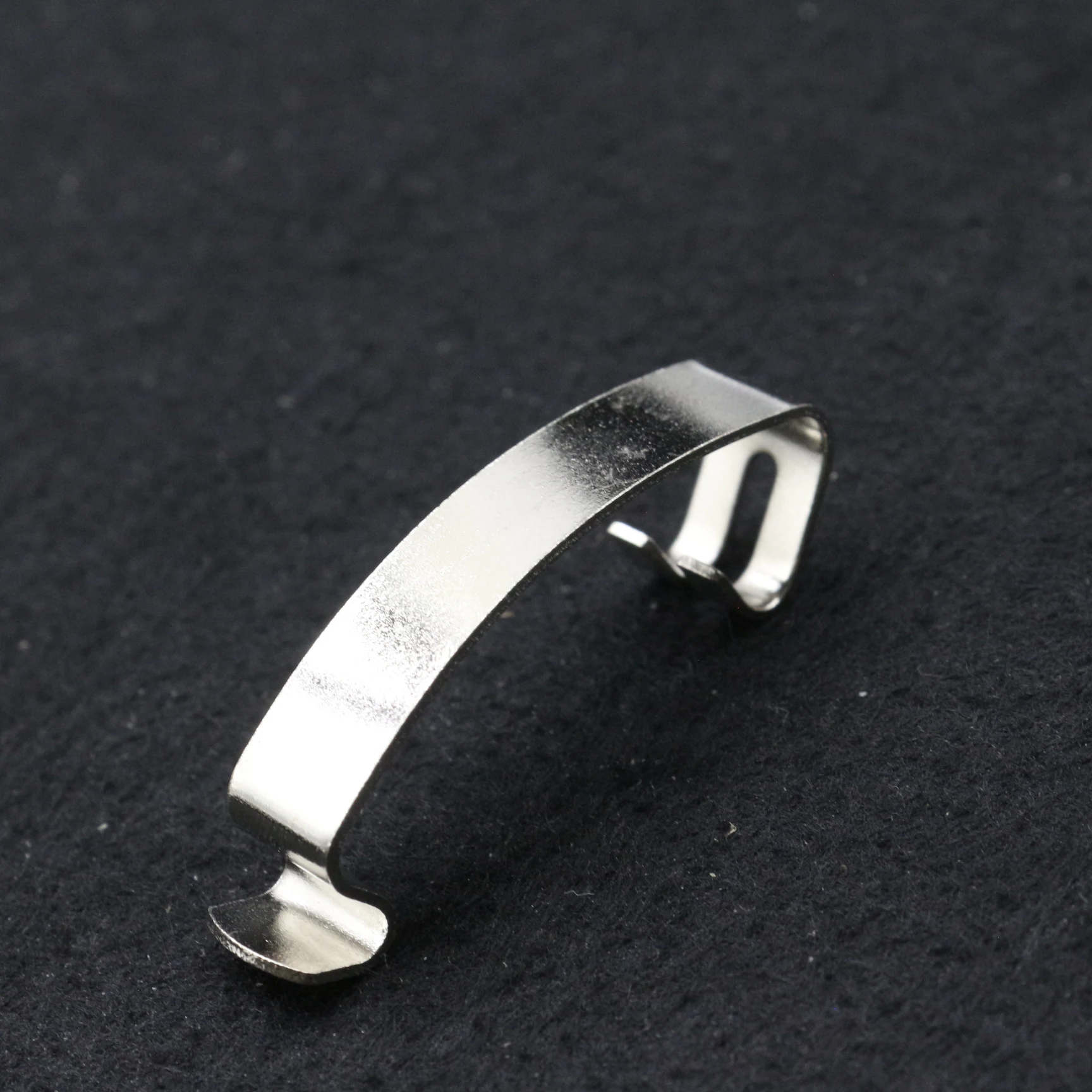 

1 Pcs Air Cleaner Clip Fastener For Nissan Sentra 2007–2012 NV200 2013–2020 | 16598-ET00A Stainless Steel Retainer