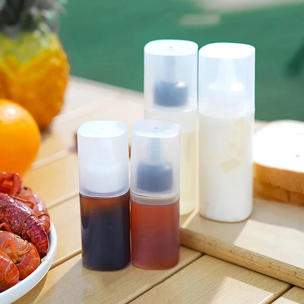 Mini Sauce Seasoning Box Portable Condiment Squeeze Bottle Oil Container Ketchup Mustard Dispenser Kitchen Picnic Bento Gadget