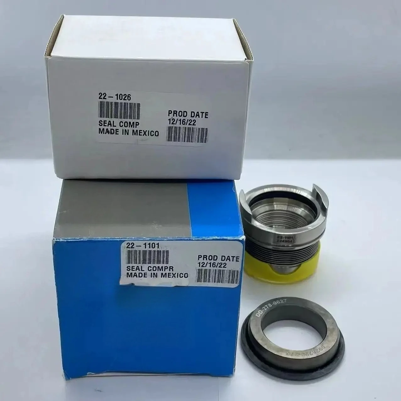 Original 22-1101 221101 (Equals to 221026) Shaft Seal - Crankshaft for Thermo King Large Shaft X426 / X430 Compressors, Original