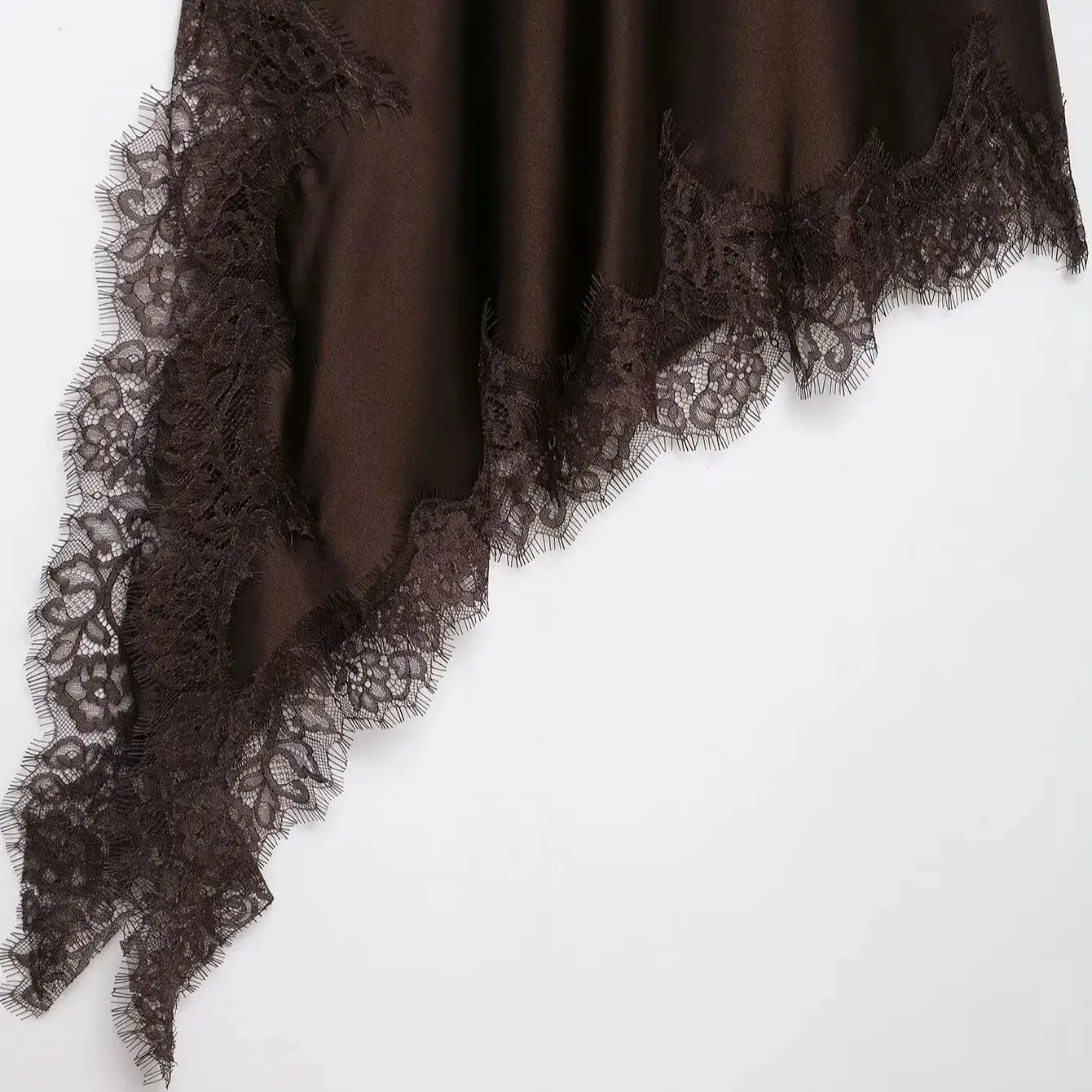 3 colores 2025 Sexy ahueca hacia fuera el vestido transparente de encaje empalmado de satén Sling vestido de mujer con dobladillo con abertura lateral vestidos asimétricos bata sin espalda