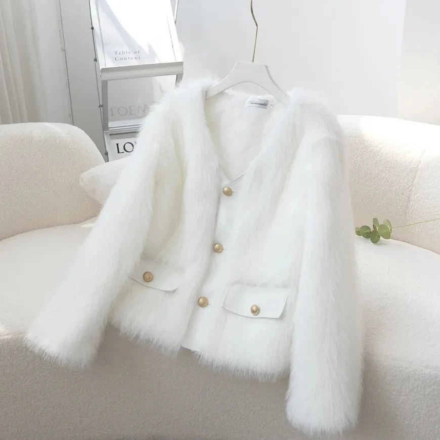 2026 Autumn Winter New High-end Short Fur Coat for women Imitating Fox fur Fashion Temperament Young style Loose Fur Top