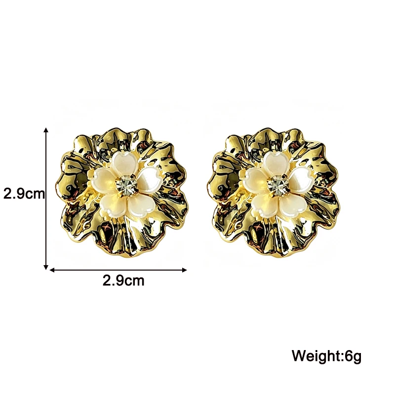 New Chic Flower Stud Earrings for Women Gold Color Metal Petals Elegant Crystal Luxury Wedding Ear Jewelry Bohemian Ear Decor