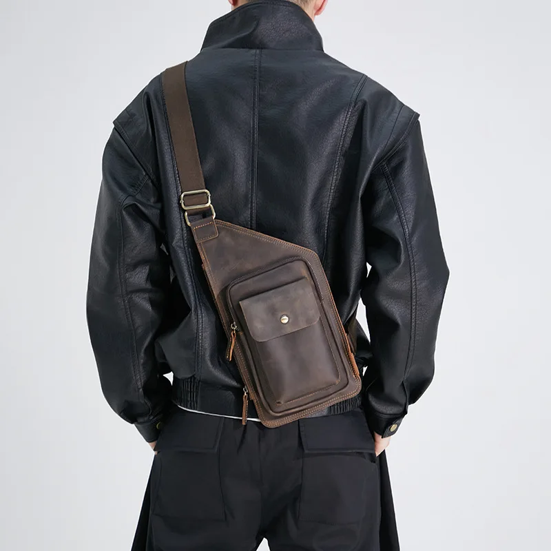 Real leather men's sports messenger bag, large capacity crossbody bag, retro business casual single shoulder bag