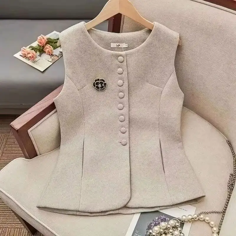

2025 New Autumn Winter Casual Versatile Sleeveless Women Woolen Vest Coat Female Temperament Fashion Lady Suit Waistcoat Jacket