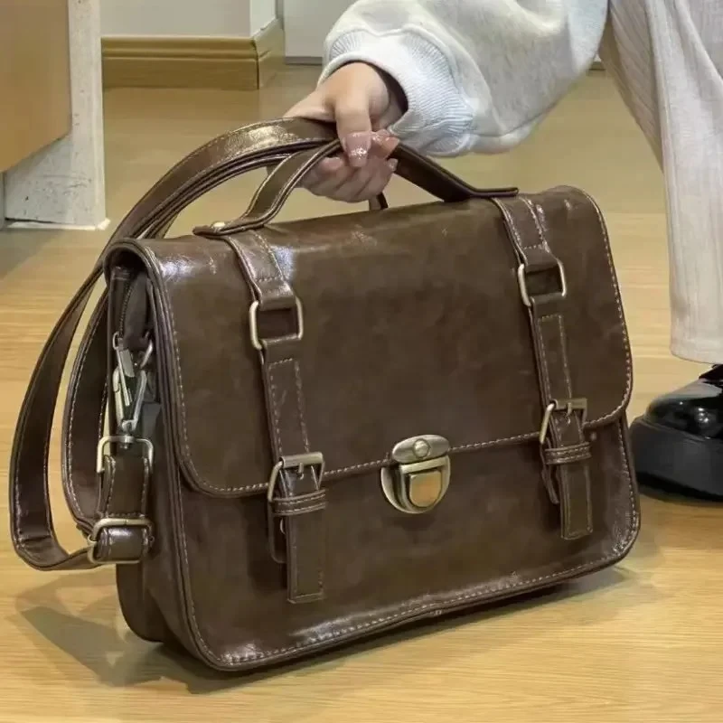 

Japanese Style Vintage Y2K Crossbody Bags for Women-Preppy Streetwear Student Messenger Bags | Trendy All-Match Casual Backpacks