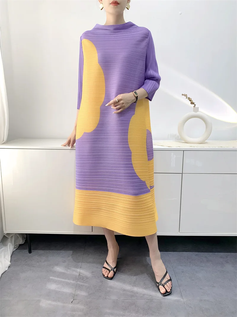 Miyake  2023 Summer New Large Size Printing Pleated High Quality Dress Loose Ageing Temperament Medium-length Models