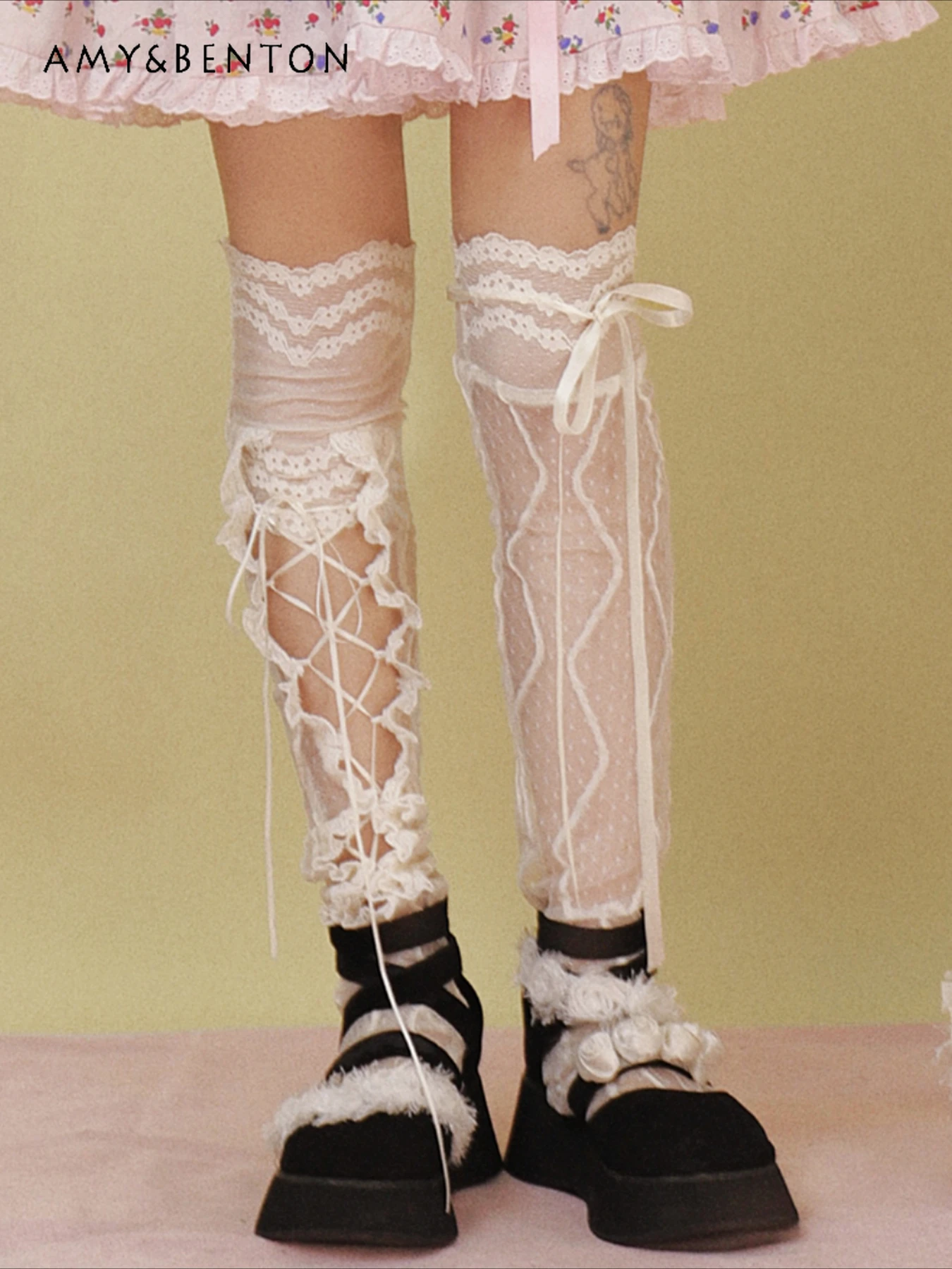 

Subculture Harajuku Lace Retro Knee High Socks Asymmetrical Ruffle Edge Cross Lace Stockings Sexy Goth Y2K Thigh High Stockings