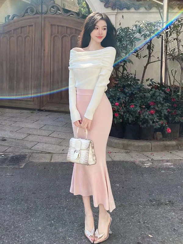 

White Knitted One-Shoulder Top And High-Waisted Fish Tail Skirt Set Women's Casual Fashion Pure Desire Autumn Winter Ensemble