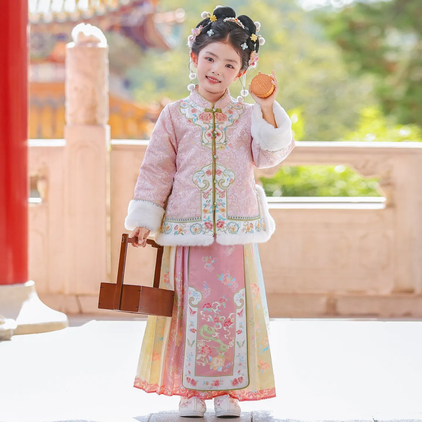 

2026 Winter New Warm Girls Chinese Ancient Princess Hanfu Horse Face Skirt Perform Costume Children Kids Baby Birthday Gift