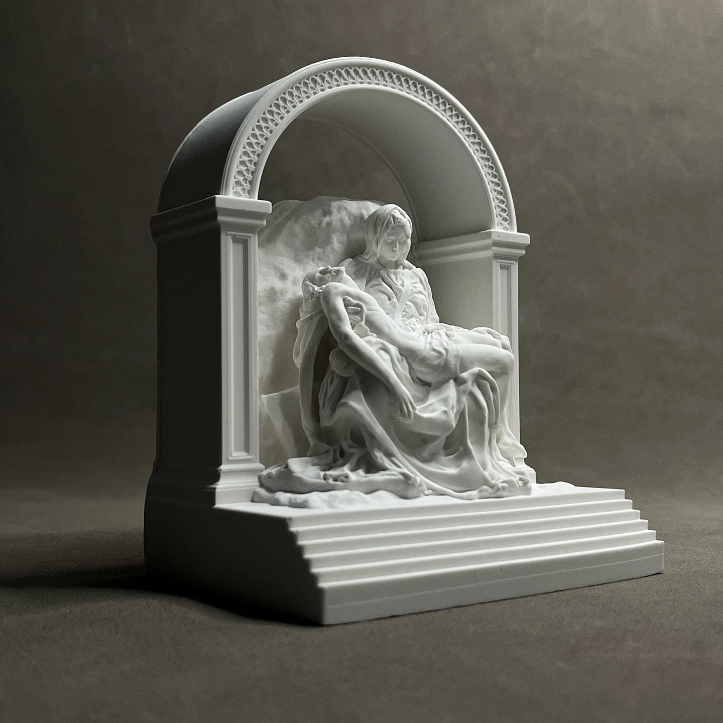 Estatua de La Piedad, Escultur - Resin Art Mary reseña y precio