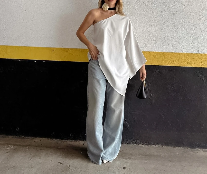 

Women Sexy Design Sense White Off-the-shoulder Single Sleeve Long Sleeve Asymmetrical Slim Short Skirt Temperament Hot Girl Vest