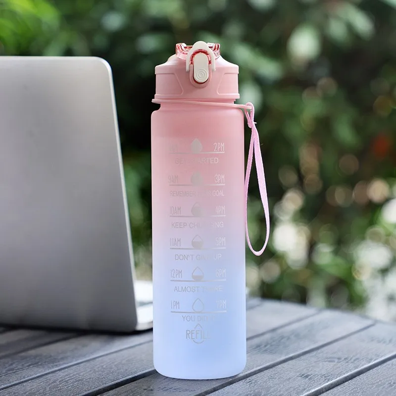 

Gradual Color Frosted Water Cup Outdoor Sports Water Cup Simple Portable Handle Straw Cup 900ml Simple Rope Lift Space Cup