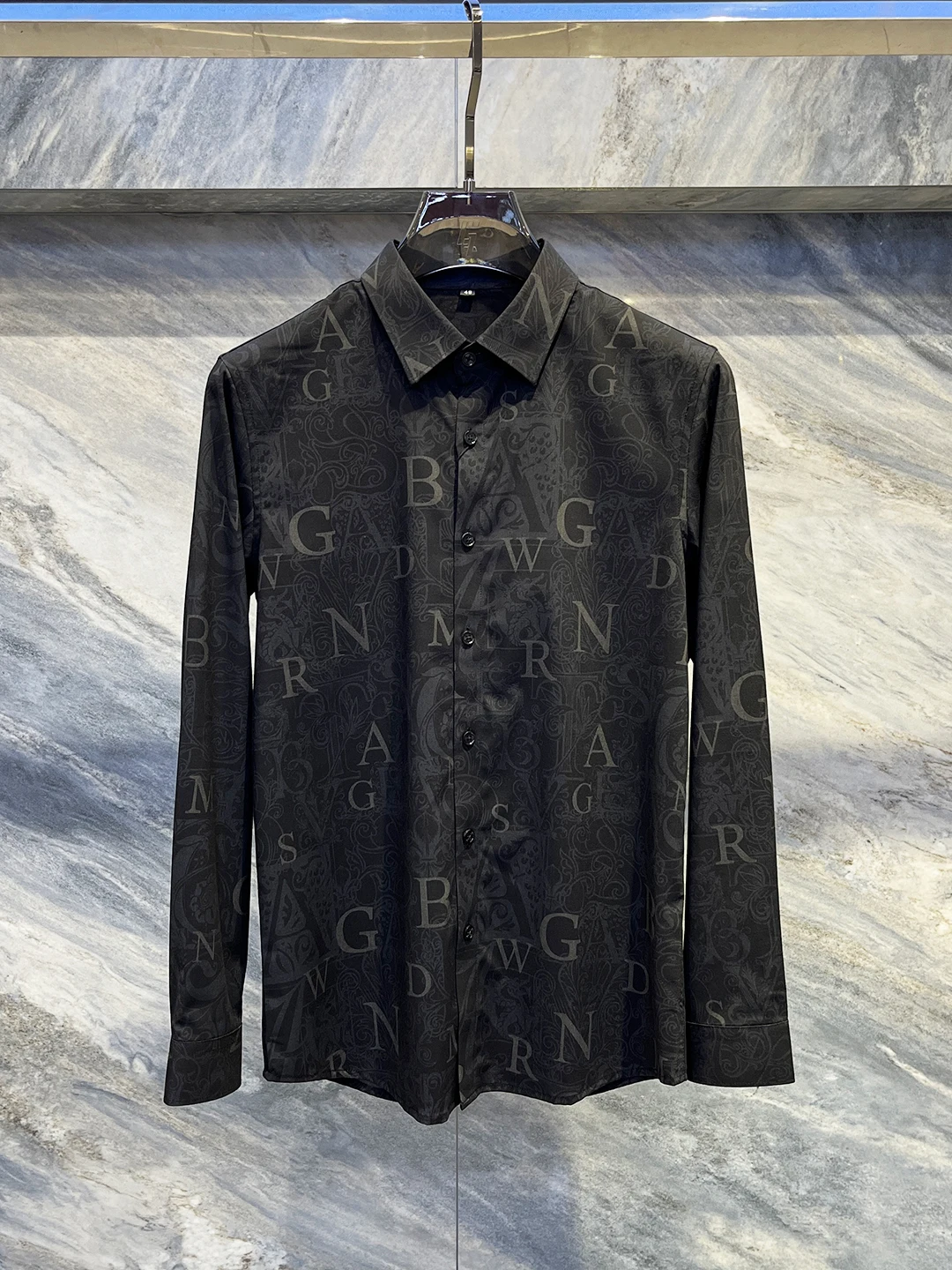 

Модная мужская рубашка с длинным рукавом, повседневная, с принтом и надписями, стильная, универсальная, на пуговицах, приталенного кроя, из полиэстера.