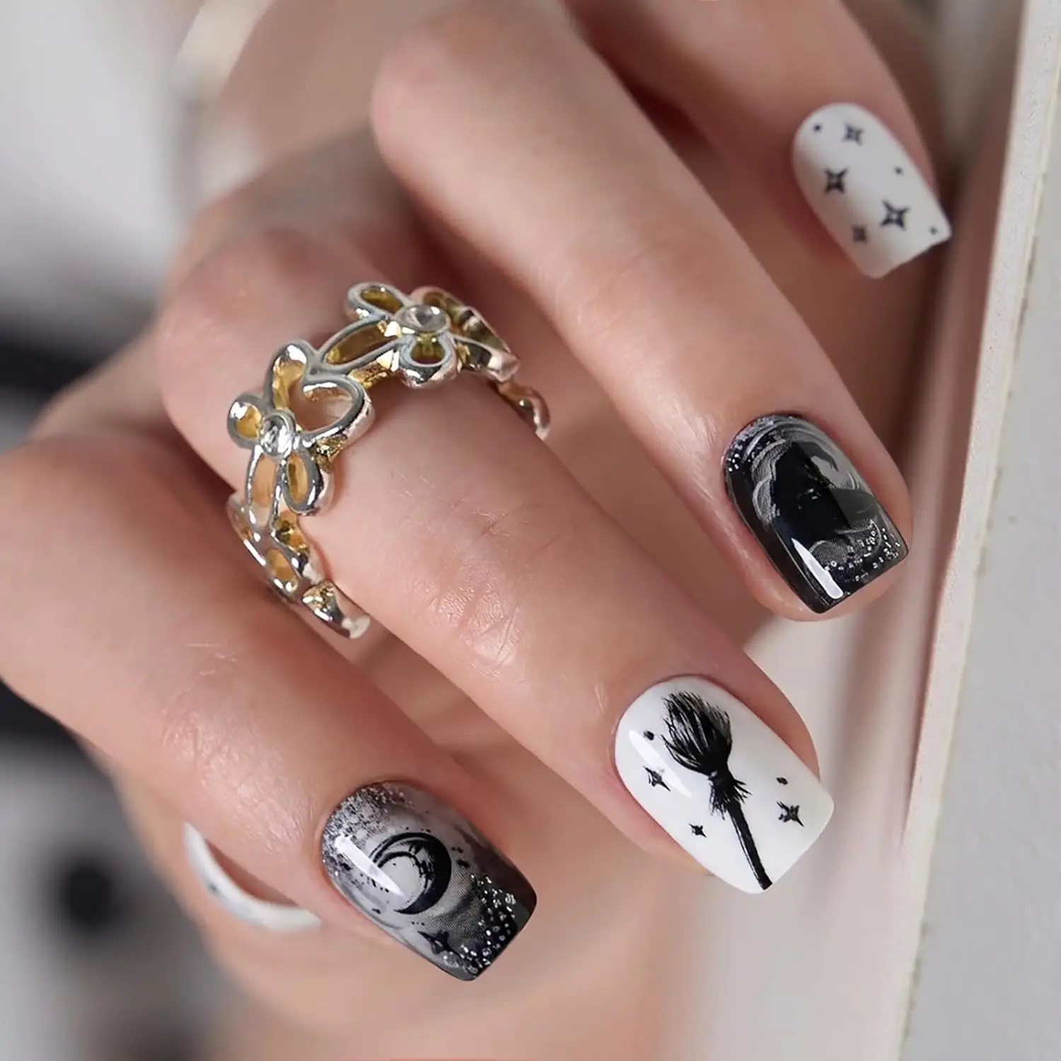 Halloween Press on Nails Halloween Glossy Fake Nails Stars Acrylic Nail Pumpkin Ghost Spiderweb Glue on Nails Halloween Ghost - view 2
