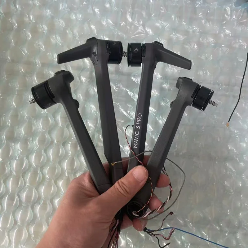 

Оригинальный моторизованный кронштейн для Mavic 3 Pro (левый/правый, передний/задний) с двигателями, аксессуары, запчасти для ремонта дрона