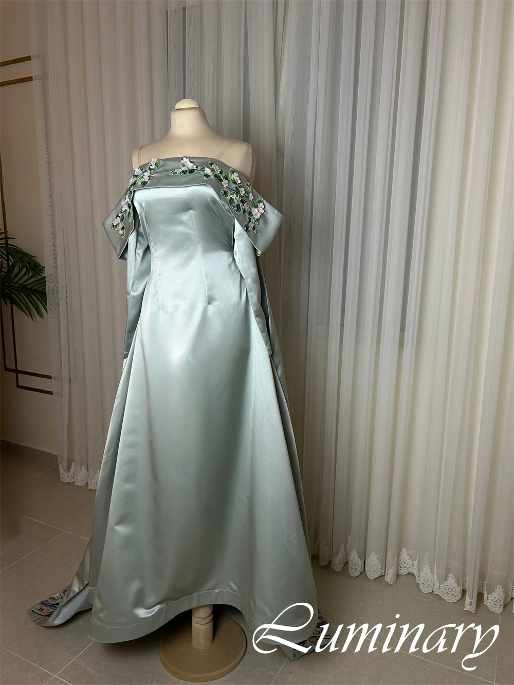 Customized Strapless Long Sleeves Cocktail Dress A-Line Floor Length High Quality Evening Dress Pearls Sequined Crystal Flowers