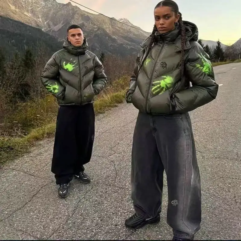 

Mertra Winter Temperature-Sensitive Heated Hooded Jacket Thickened Warm Coat for Men and Women