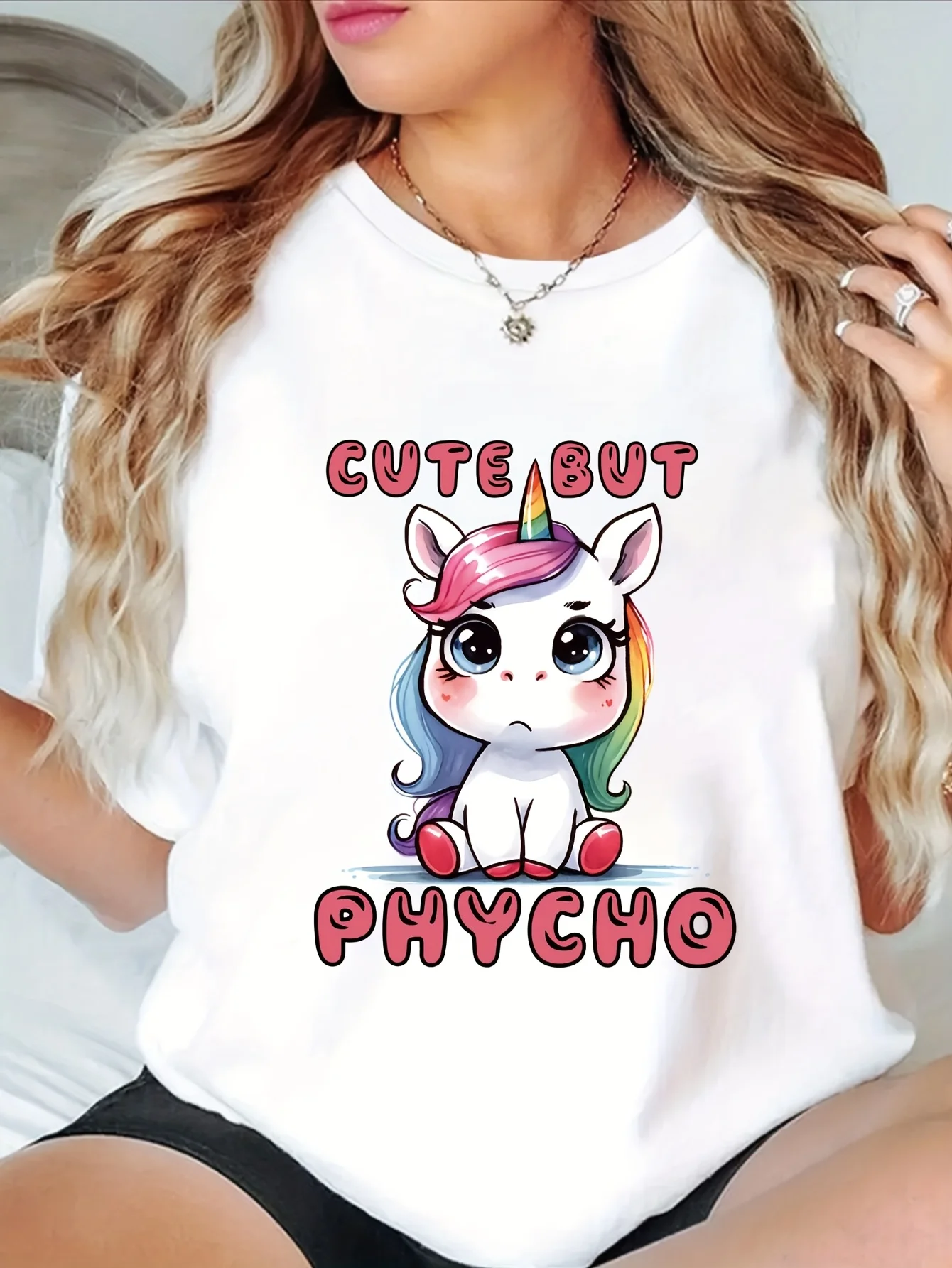[Whimsical Unicorn T-shirt] Zacht lichtgewicht dames "Whimsical Unicorn" grafisch T-shirt casual ronde hals, top met korte mouwen