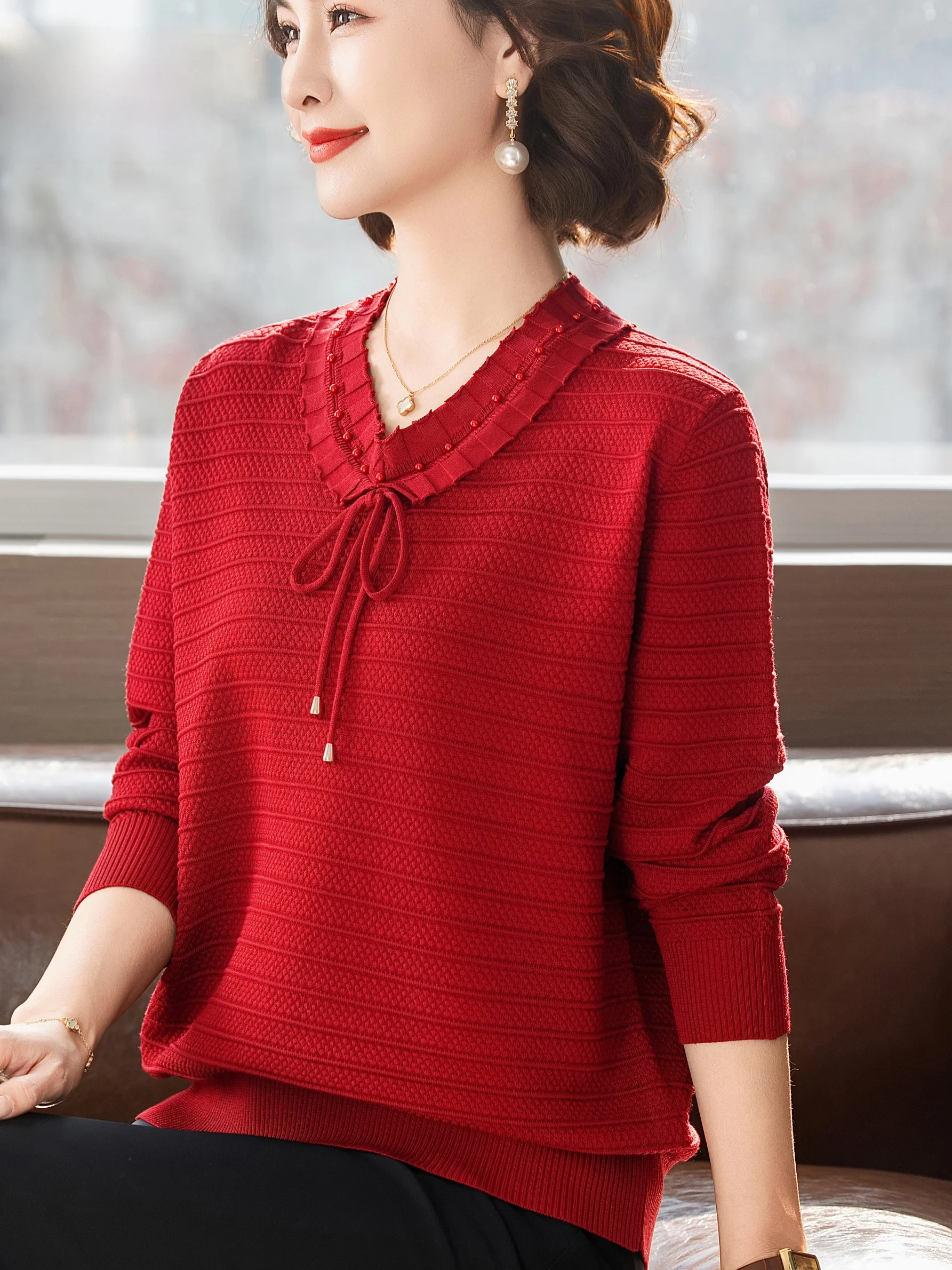 

Spring Autumn Red Lace round Ne Beaded Knitwear Women's Faion Mom Sle Sweater Top for Middle Aged And ly