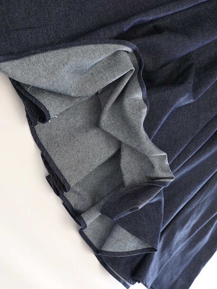 [EAM] High Waist Navy Blue Button Pleated Elegant A-line Half-body Skirt Women Fashion Tide New Spring Autumn 2026 1DJ4551