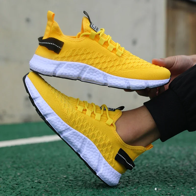 Promotion Men's Running Shoes Lightweight Breathable Eye Catching Athletic Outdoor 2025 Trendy Design Casual Walking Sneakers