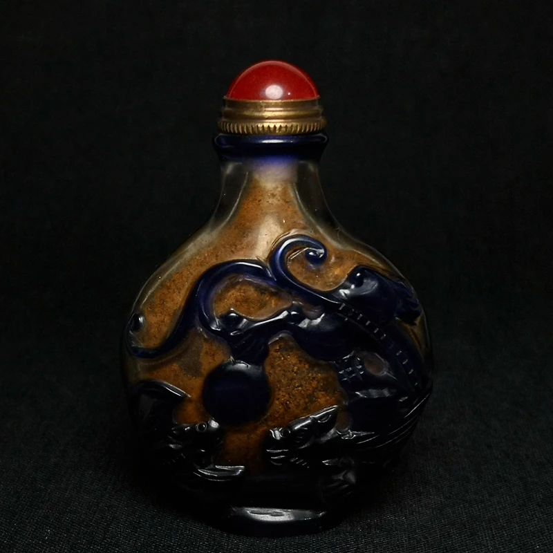 

YIZHU CULTUER ART Size 2.8 Inch Chinese Old Beijing Glaze Carving Gecko Dragon Statue Snuff Bottle Gift Collection