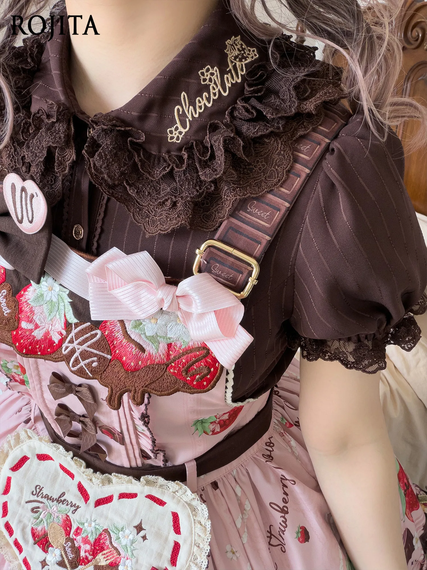 

Women Sweet Lolita Blouse Lace Ruffle Collar Puff Sleeve Shirt 2026 Spring and Summer New Sweet Girls Short Sleeve Top