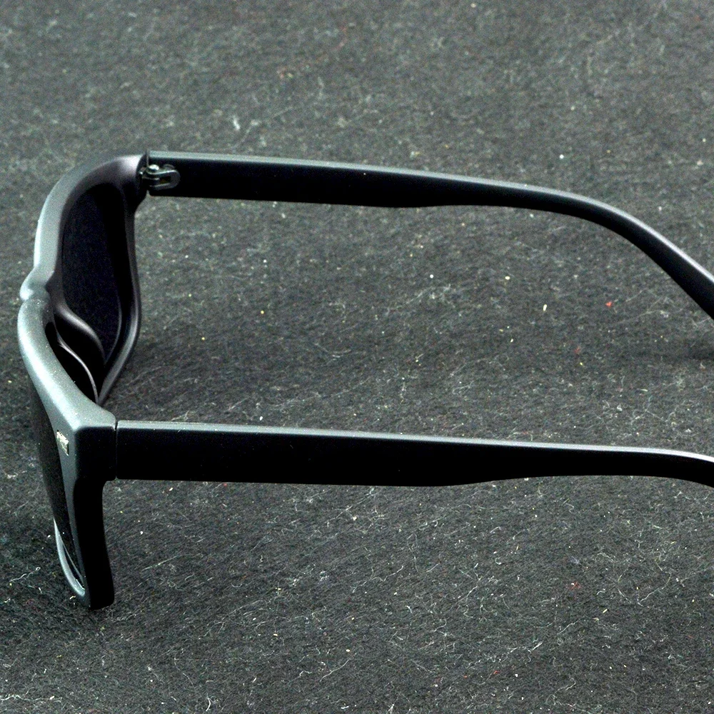 Polarized Square Sunglasses Men Matt Black Frame Thin Temples Enhanced Lens Luxury Design Fashion Unisex Eyewear Glasses Women