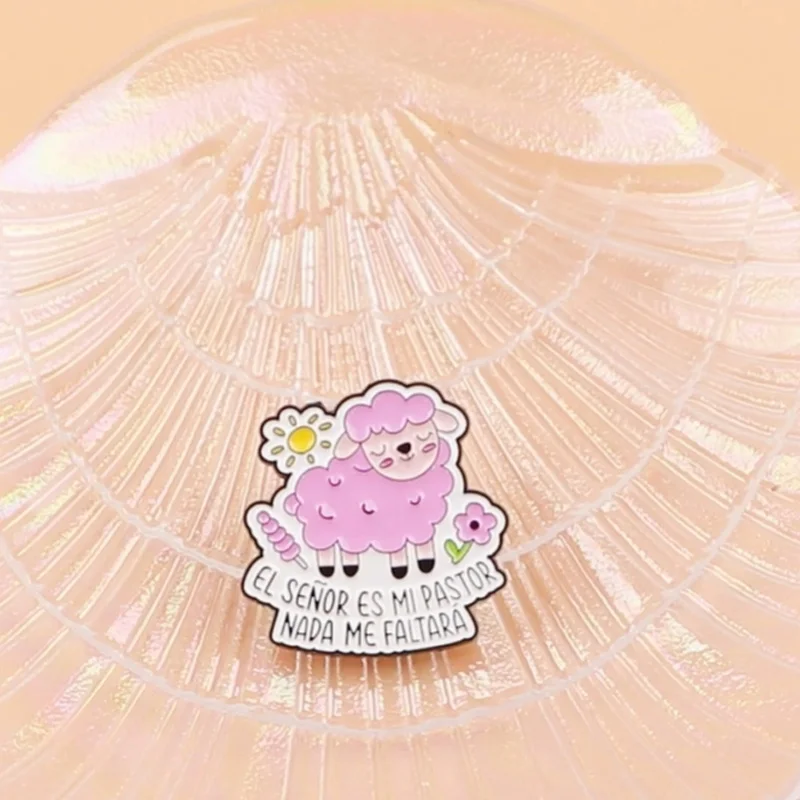 Pin de esmalte oveja rosa con mensaje cristiano broche kawaii