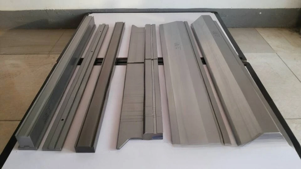 

Dongguan manufacturers supply machine tool parts factories, mold processing precision stamping bending die bending knives