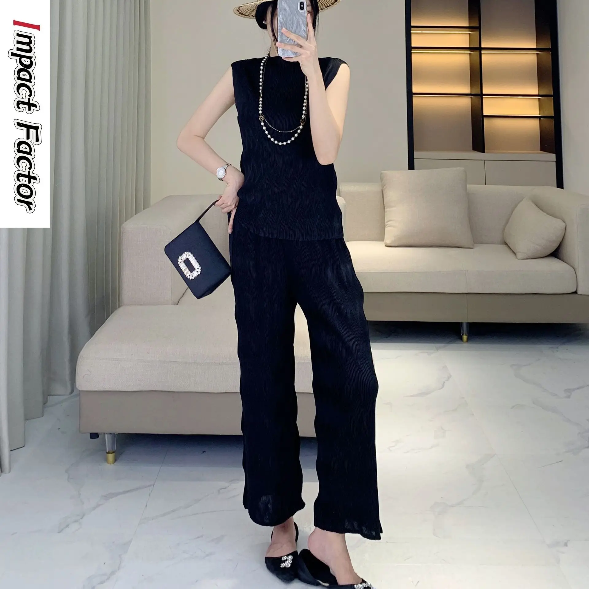 2025 Summer Light Professional Style Suit Casual Simple Light and Comfortable Women's Commuter Fold High Elastic Two-piece Set