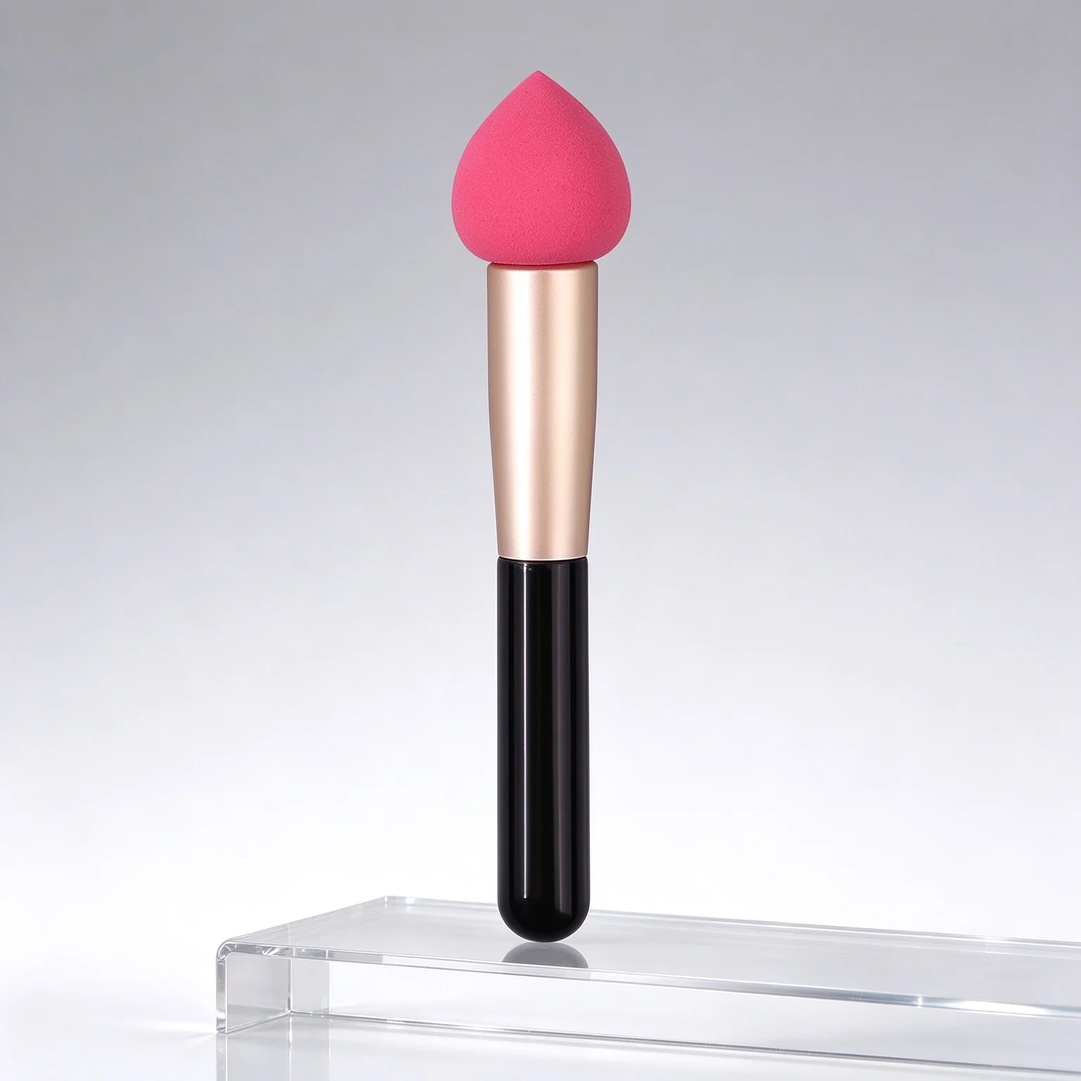 Makeup Sponge Foundation Brush, Handle Teardrop Beauty Blender for Liquid Cream Foundation, Easy to Hold Makeup Applicator