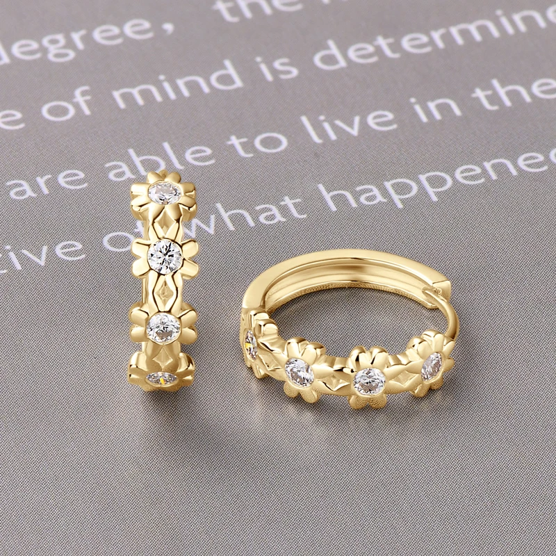

RAPRGOLD 2.2MM Full Moissanite Flower Hoop Earrings for Women S925 Sterling Silver Huggie Earring Fine Jewelry Gifts oorbellen