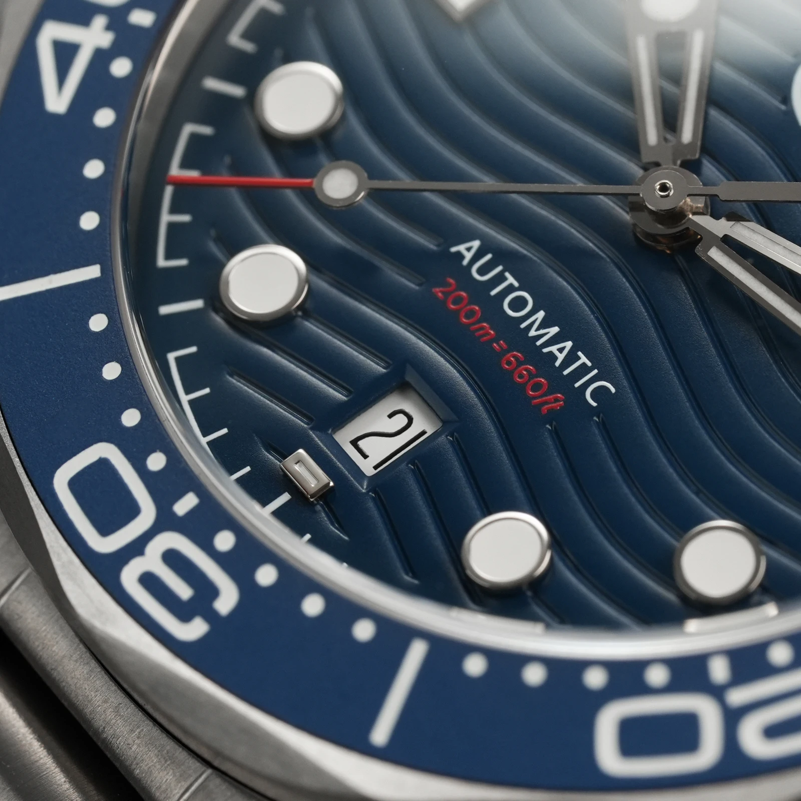 Watchdives WD007 NTTD V4 Mens Dive Watch 200M Waterproof SL3001 Automatic Titanium Case Sapphire Crystal Vintage Watch Gift view 6