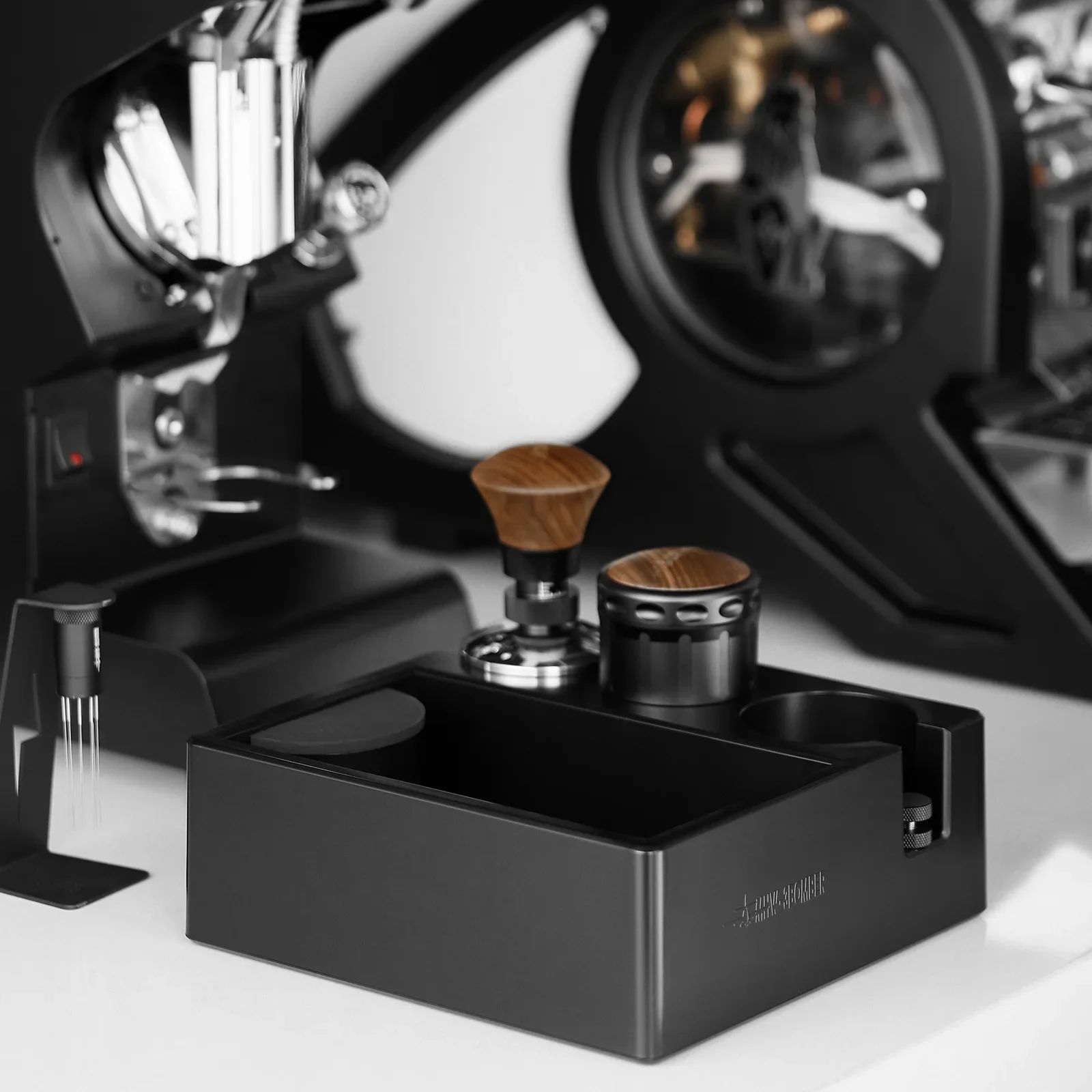 

MHW-3BOMBER Multifunctional Coffee Knock Box 51-58mm Universal Adjustable Portafilter Holder Practical Home Coffee Accessories