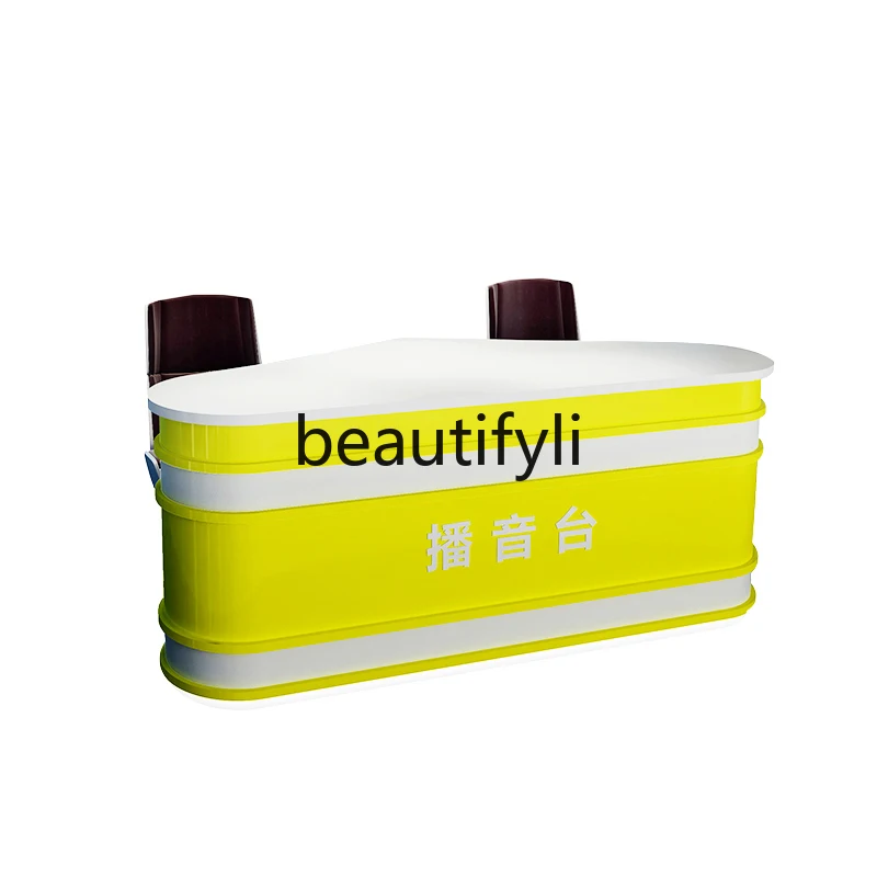 스튜디오 앵커 데스크 호스트 뉴스 TV 미디어 방송 테이블 발표 래커 마감 프런트 데스크