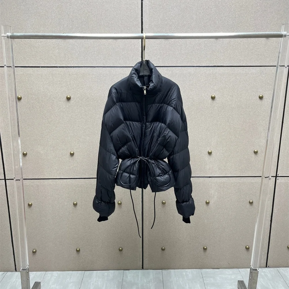 سترة شتوية نسائية لعام 2025 بحزام من الساتان سترة دافئة غير رسمية للسيدات ملابس y2k ملابس جديدة عالية الجودة متعددة الاستخدامات حمالة صدر