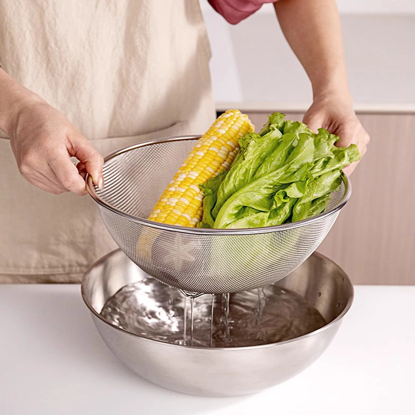 304 Stainless Steel Multi-Function Kitchen Sink Home Use Dough Mixing Bowl Strainer Egg Beating Baking Tool Shredder