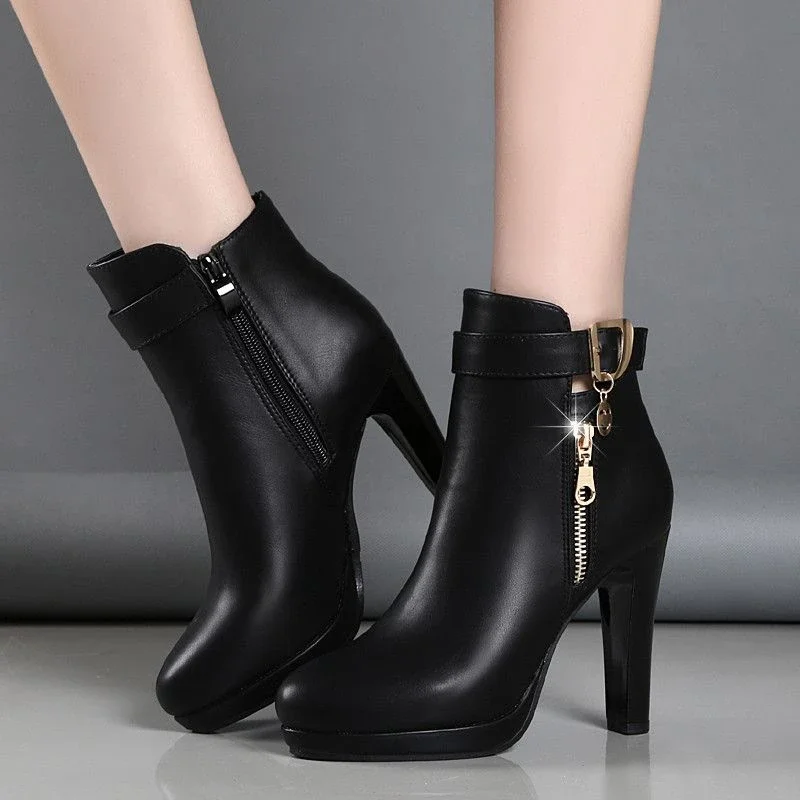 2024 Winter Round Head Leather Belt Buckle Thick Bottom Waterproof Platform High Heel Bare Boots Women Comfortable Women\'s Boots